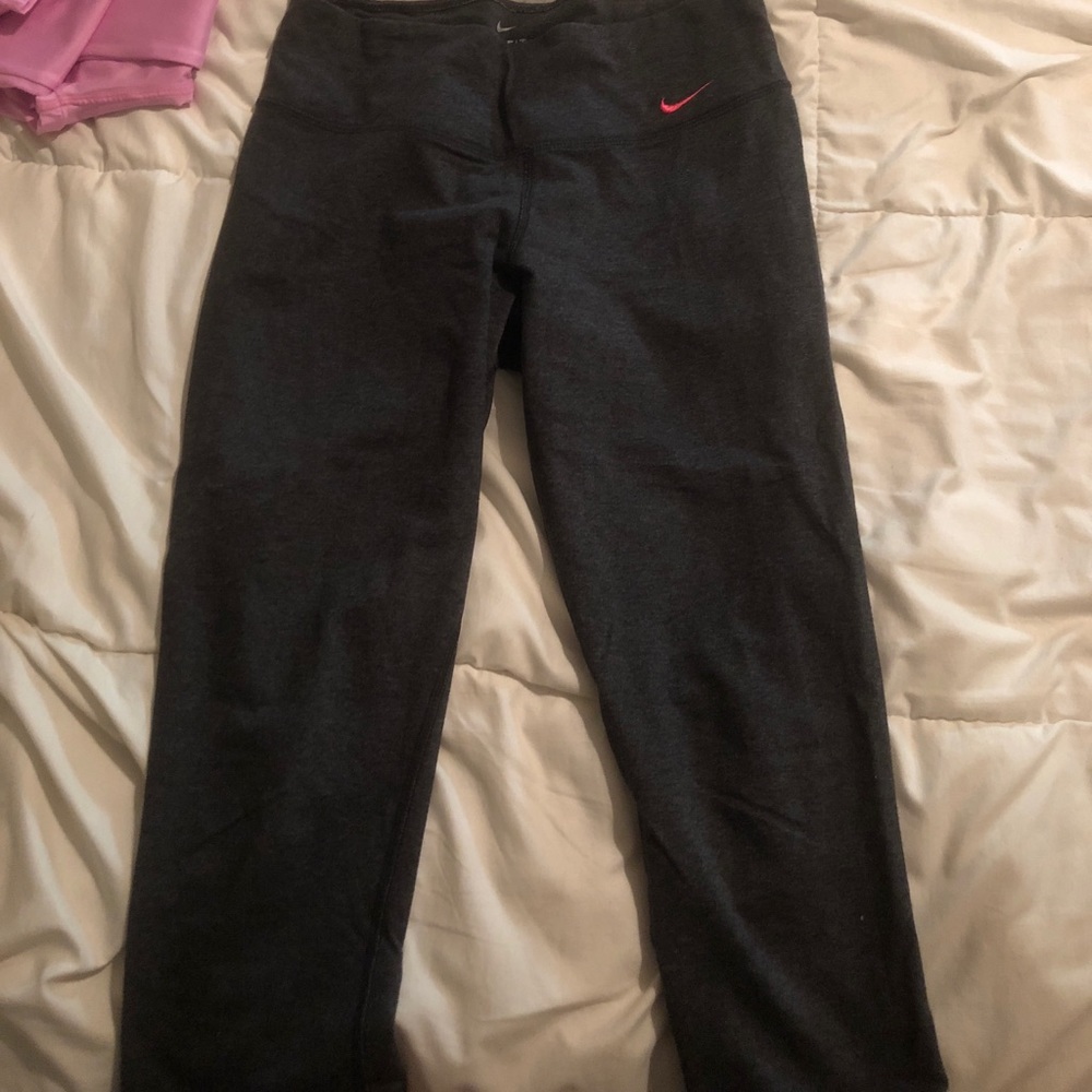 Grey nike workout leggings